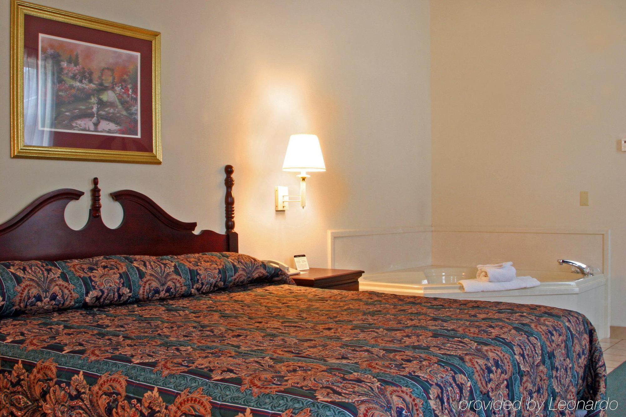 Collins Inn & Suites 客房 照片